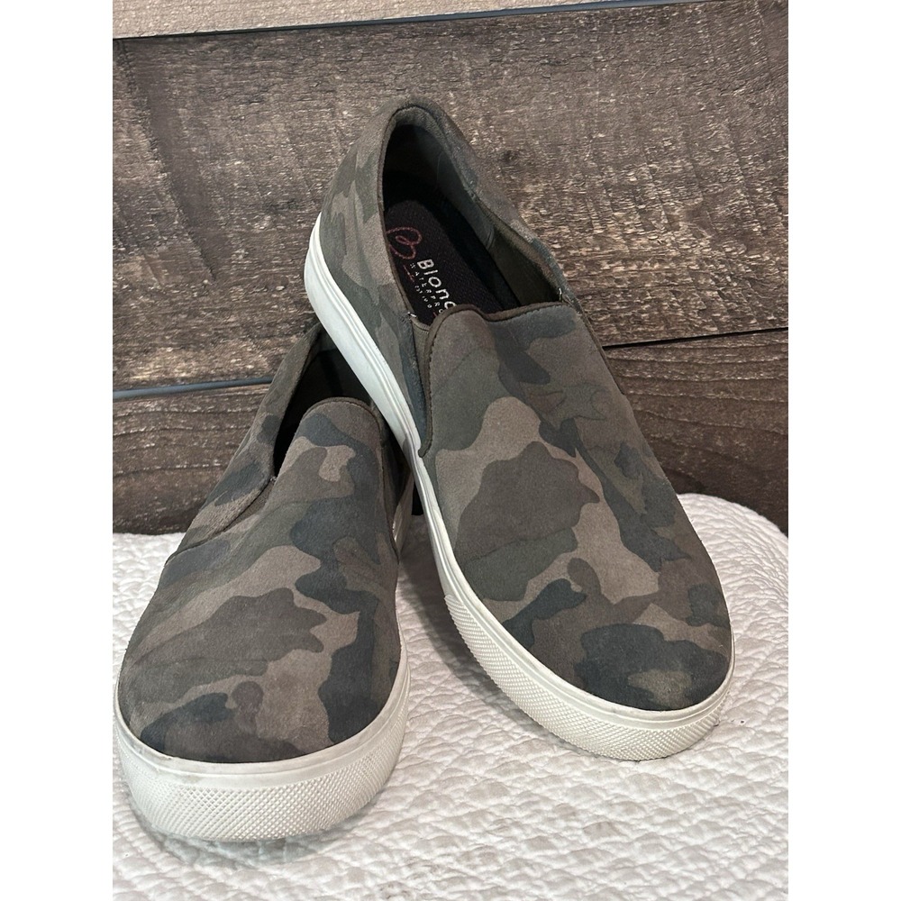 Blondo Slip-On Waterproof Sneaker with Camouflage Design, 7.5